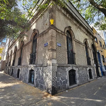 Metro Hostal Boutique-3